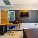 酒店 Med Life Istanbul Airport 4*