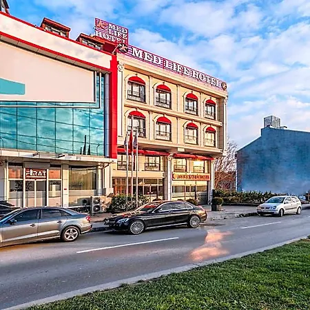 Otel Med Life ıstanbul Airport 4*