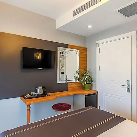 Med Life ıstanbul Airport Otel Arnavutkoy